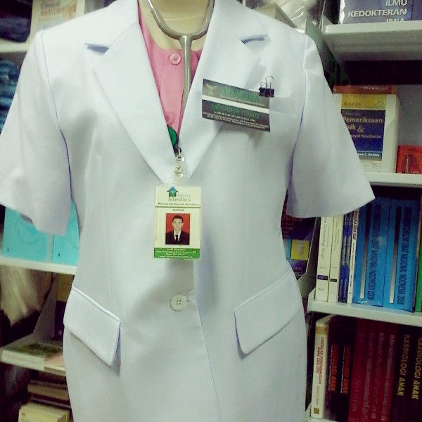 Jas Dokter Lengan Pendek serat Cewek  L